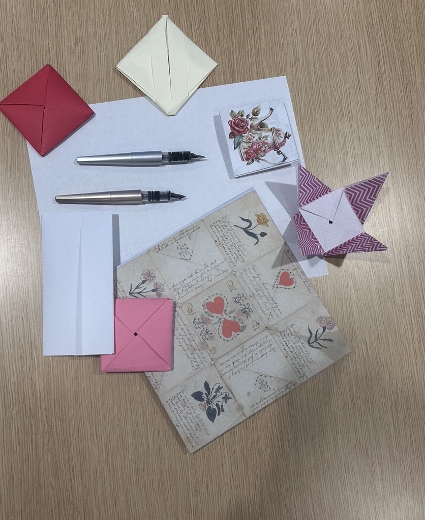 Close-up view of folded letterlocking structures